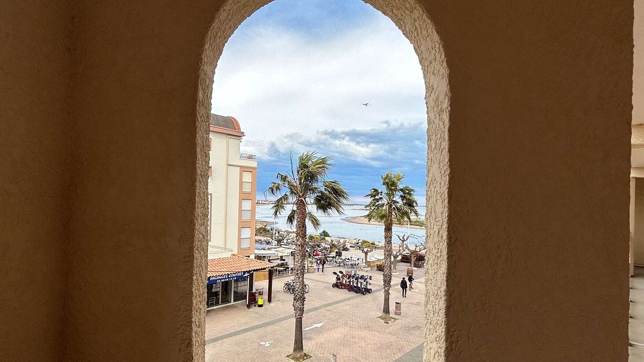 Photo of Others in Port Rive Gauche