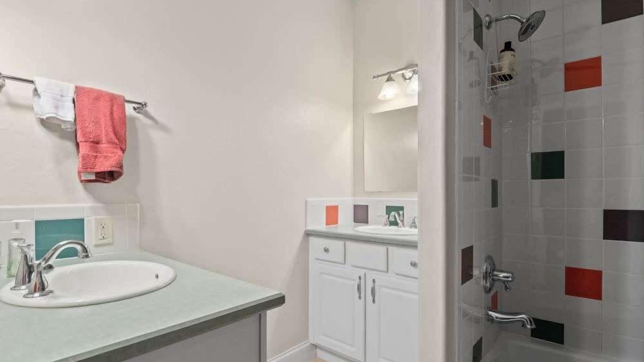 Photo of Bathroom in Leadville North