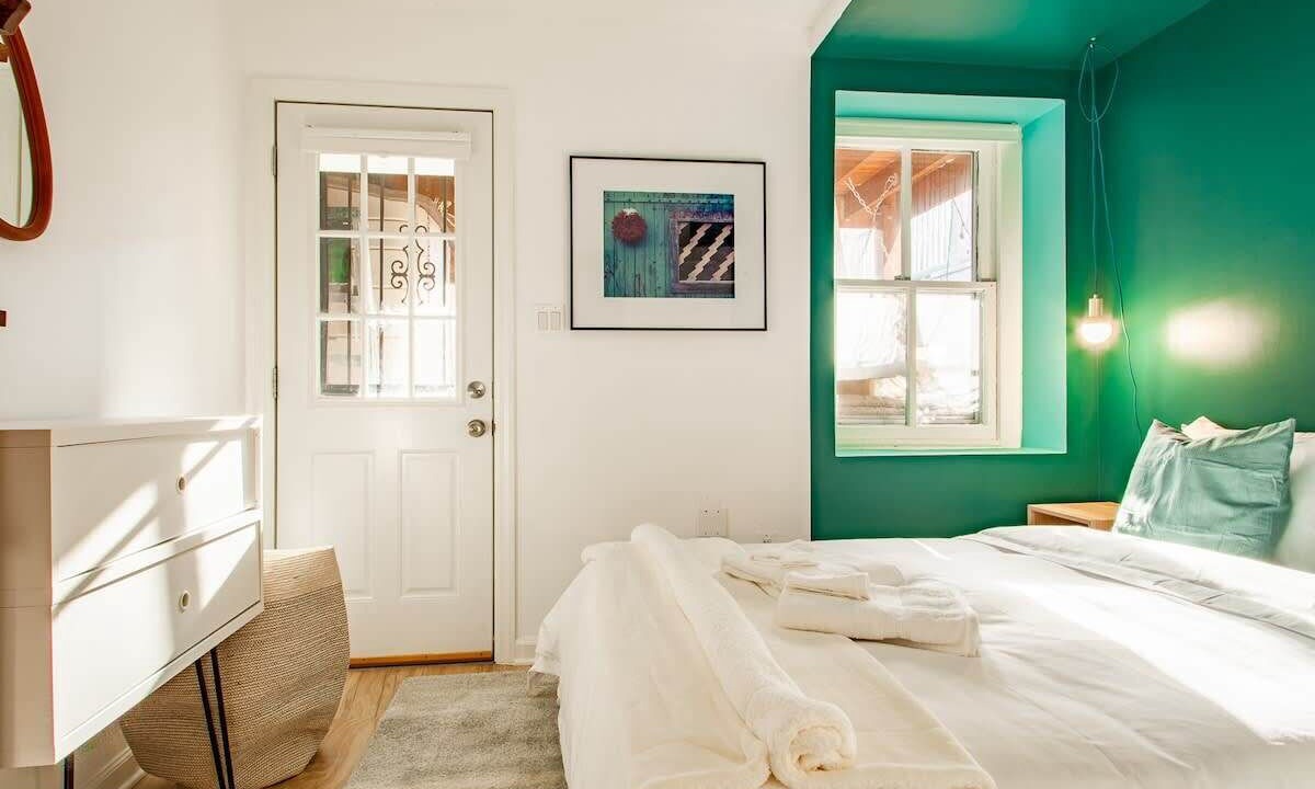 Photo of Bedroom in Adams Morgan