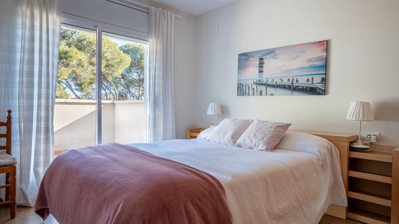Photo of Bedroom in Torredembarra