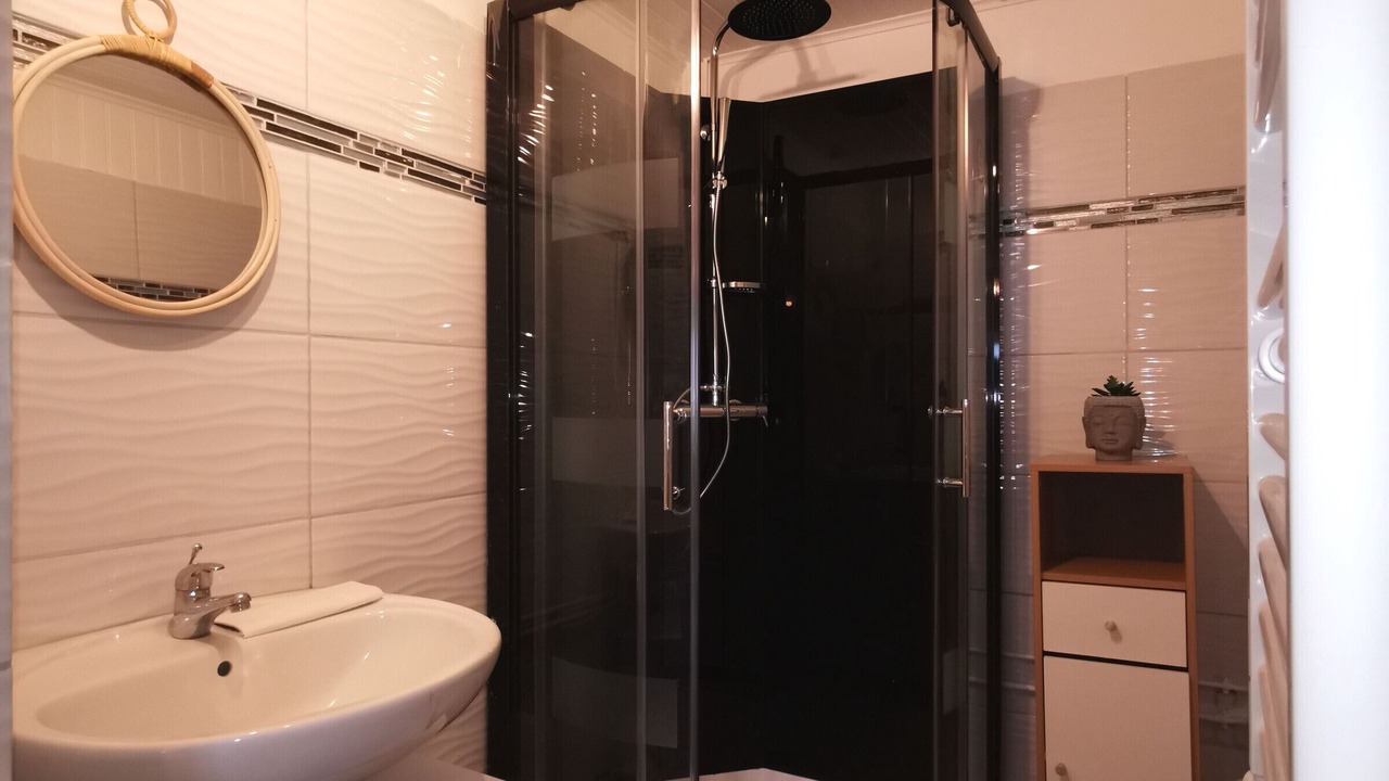 Photo of Bathroom in Autrac