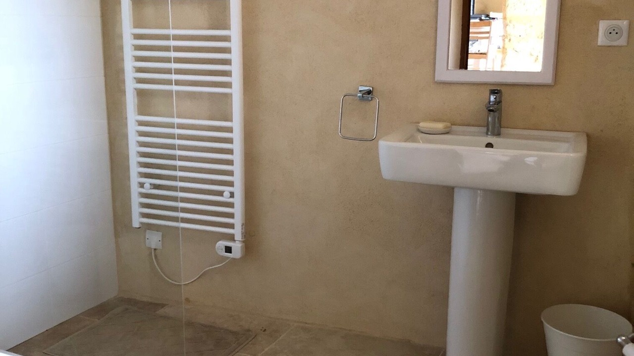 Photo of Bathroom in Domme