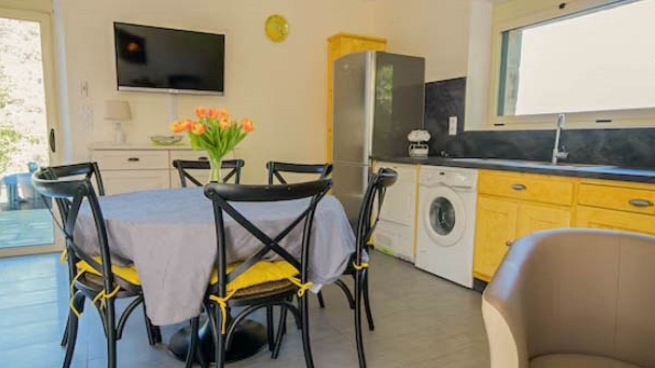 Photo of Others in Montclar