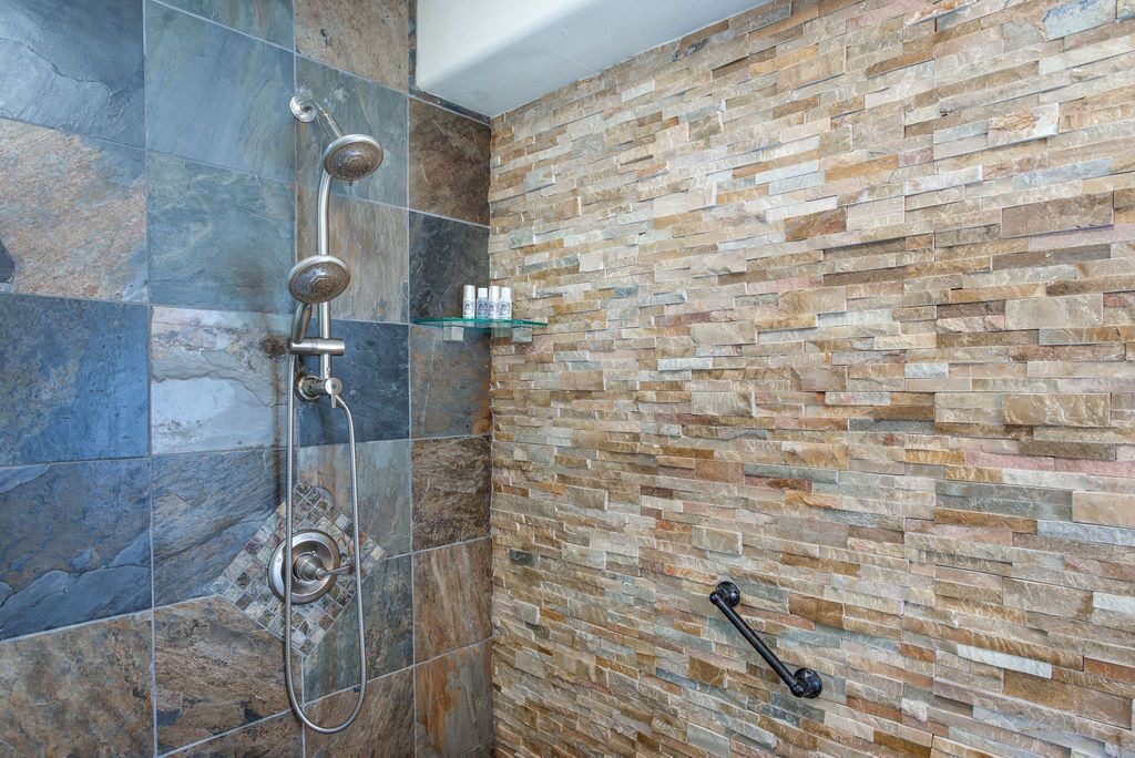 Photo of Bathroom in Kehena