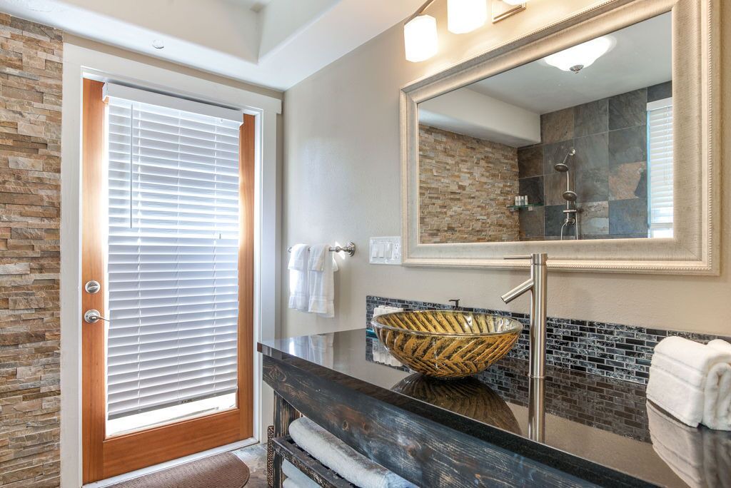 Photo of Bathroom in Kehena