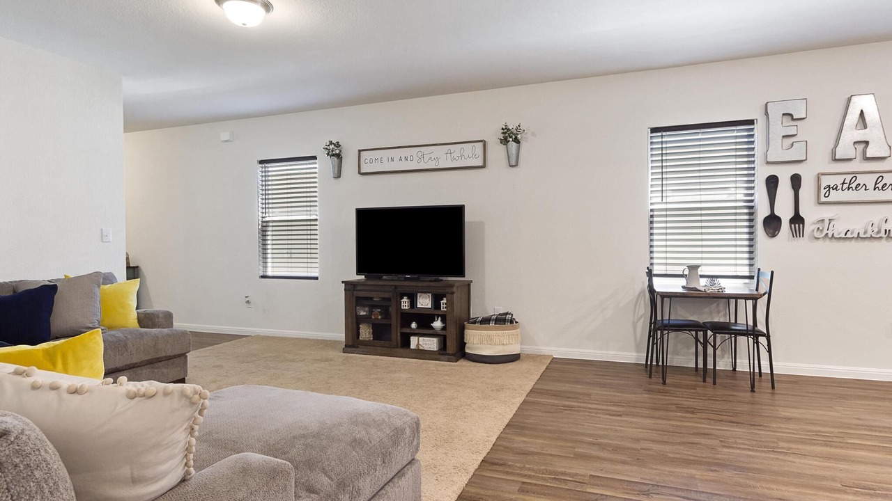 Photo of Livingroom in Jarrell