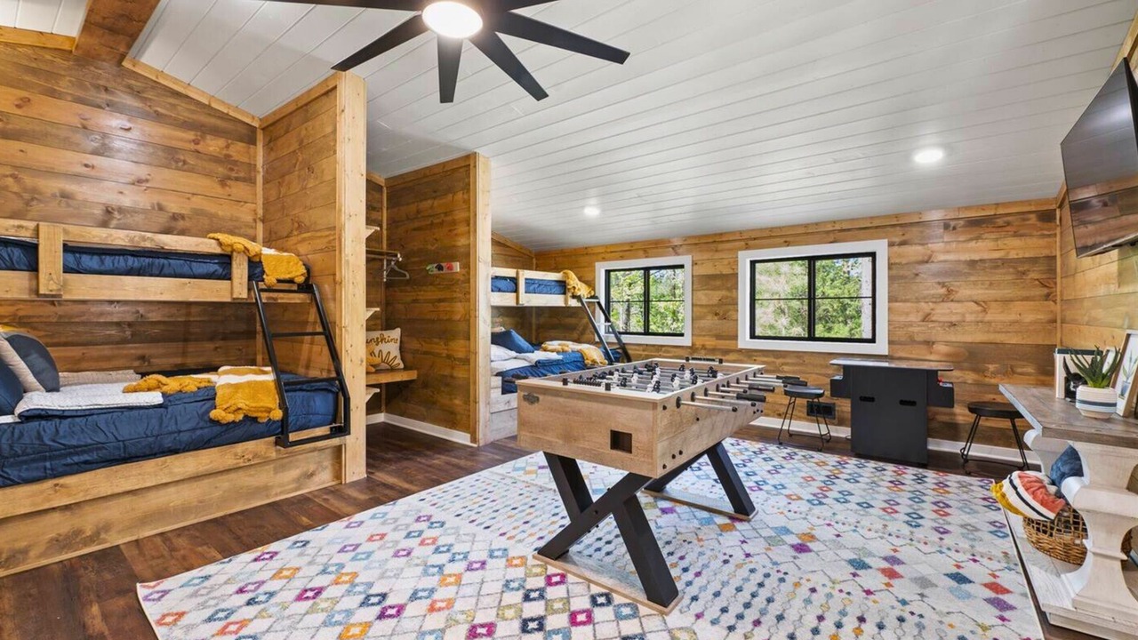 Photo of Bedroom in Broken Bow