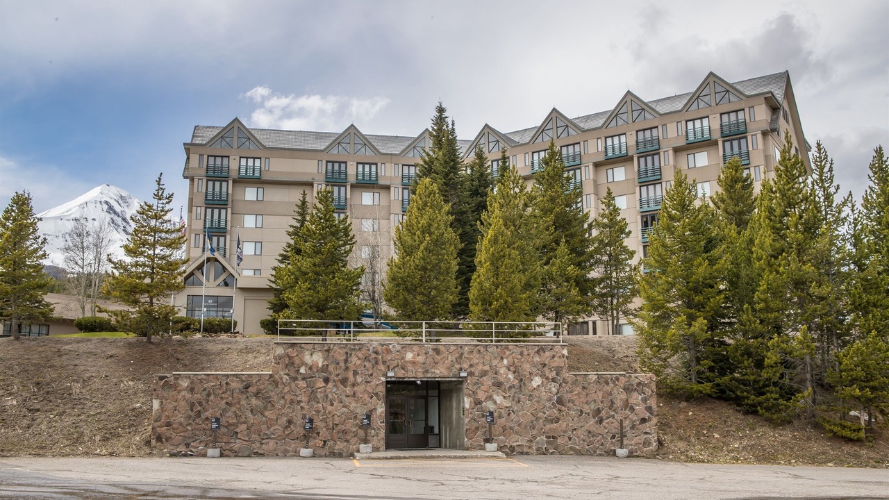 Photo of Others in Big Sky