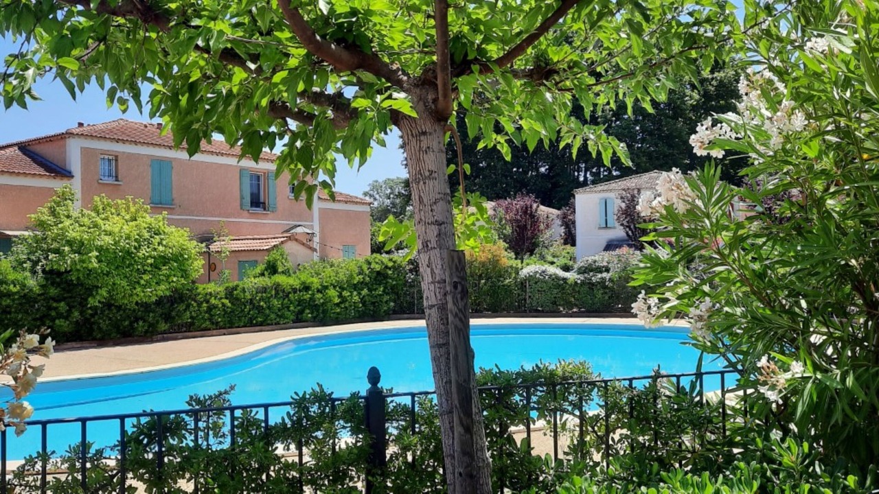 Photo of Outdoor in Loriol-du-Comtat