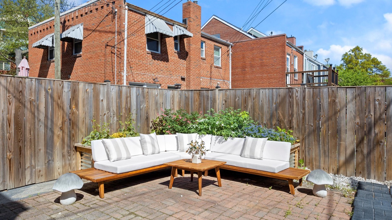 Photo of Outdoor in Old Town West