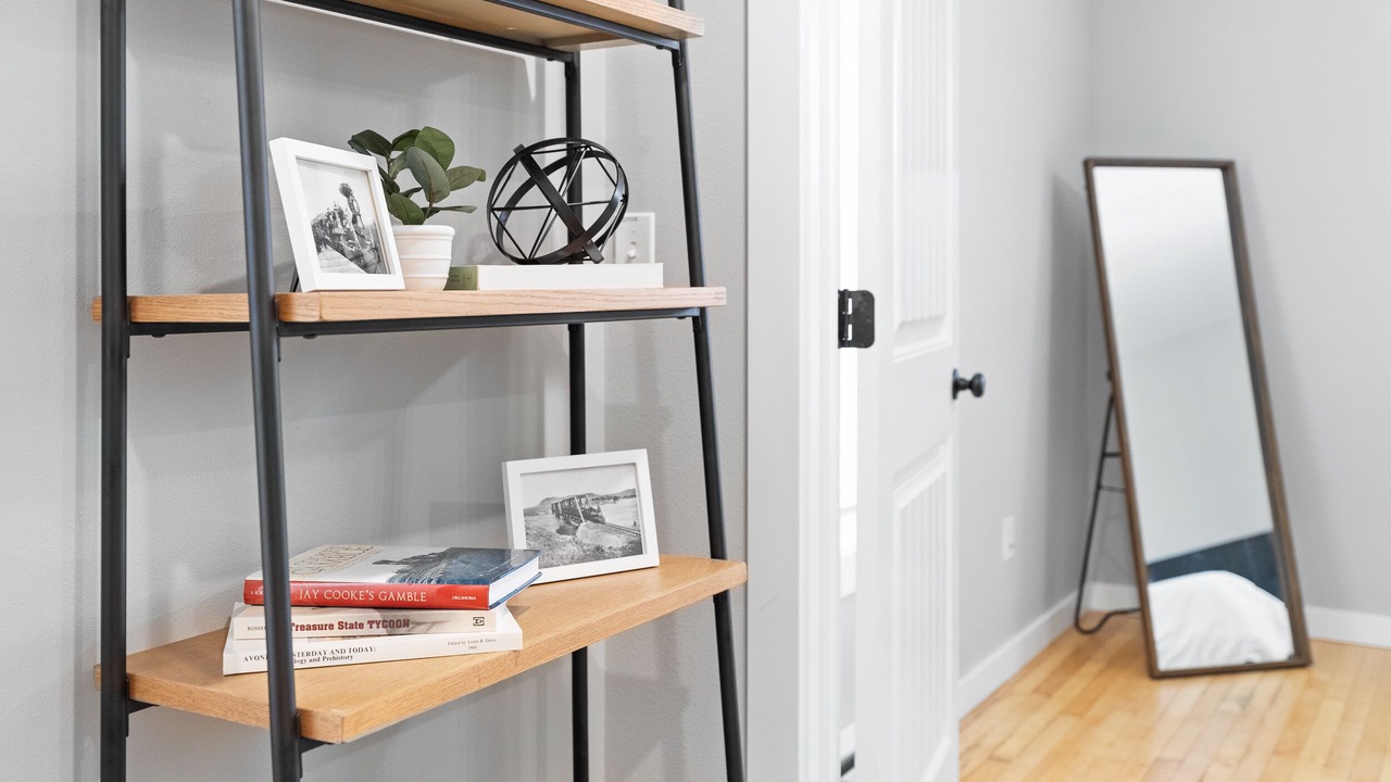 Photo of Others in Helena