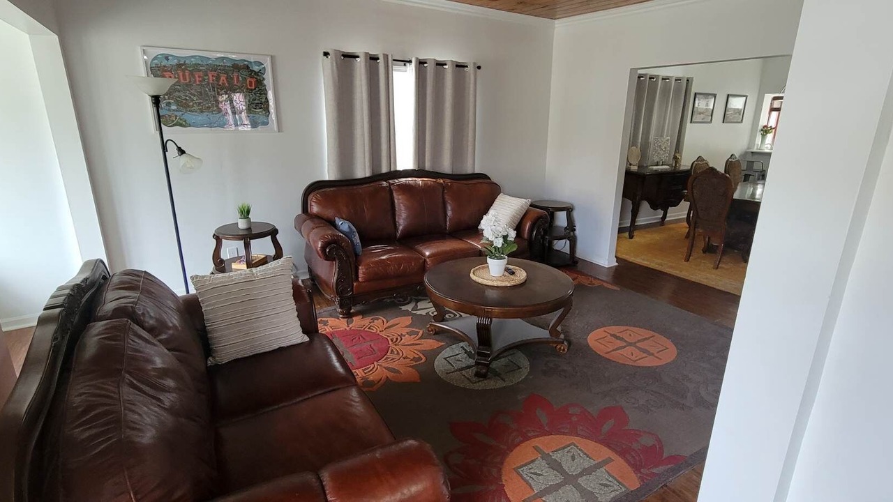 Photo of Livingroom in Downtown Buffalo