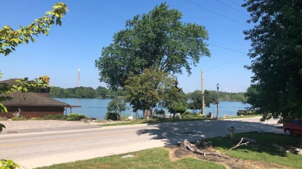 Photo of Outdoor in Boblo Island
