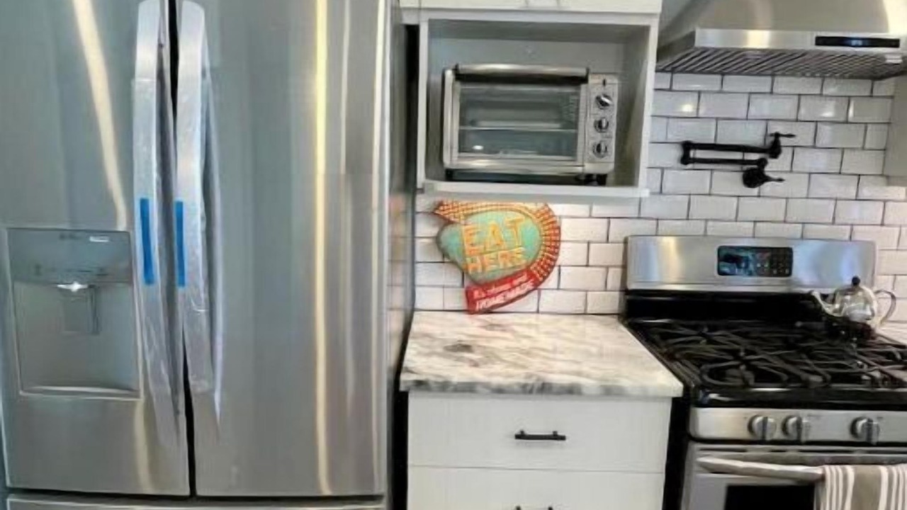 Photo of Kitchen in Boblo Island