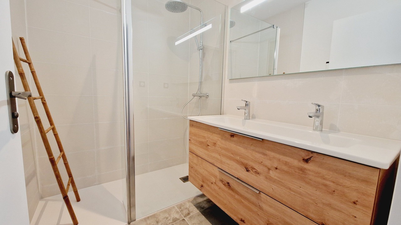 Photo of Bathroom in Saint-Denis-d'Oleron