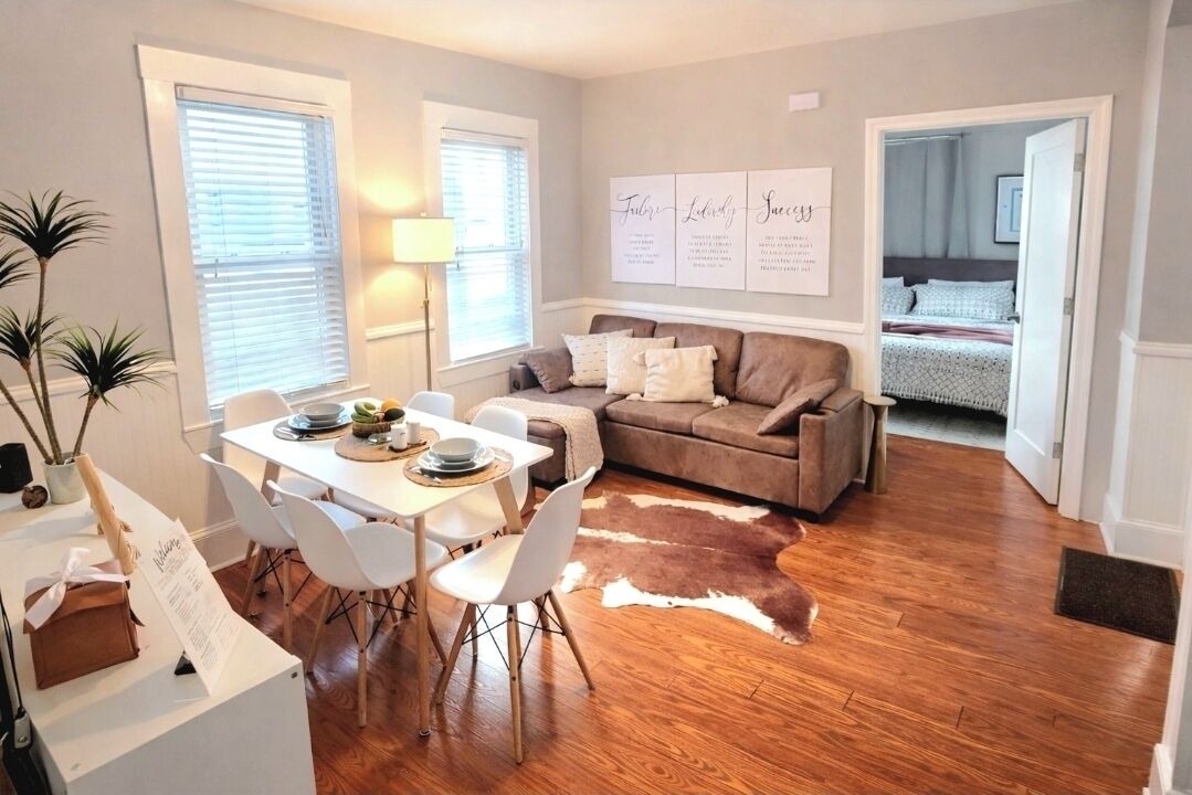 Photo of Livingroom in The Port