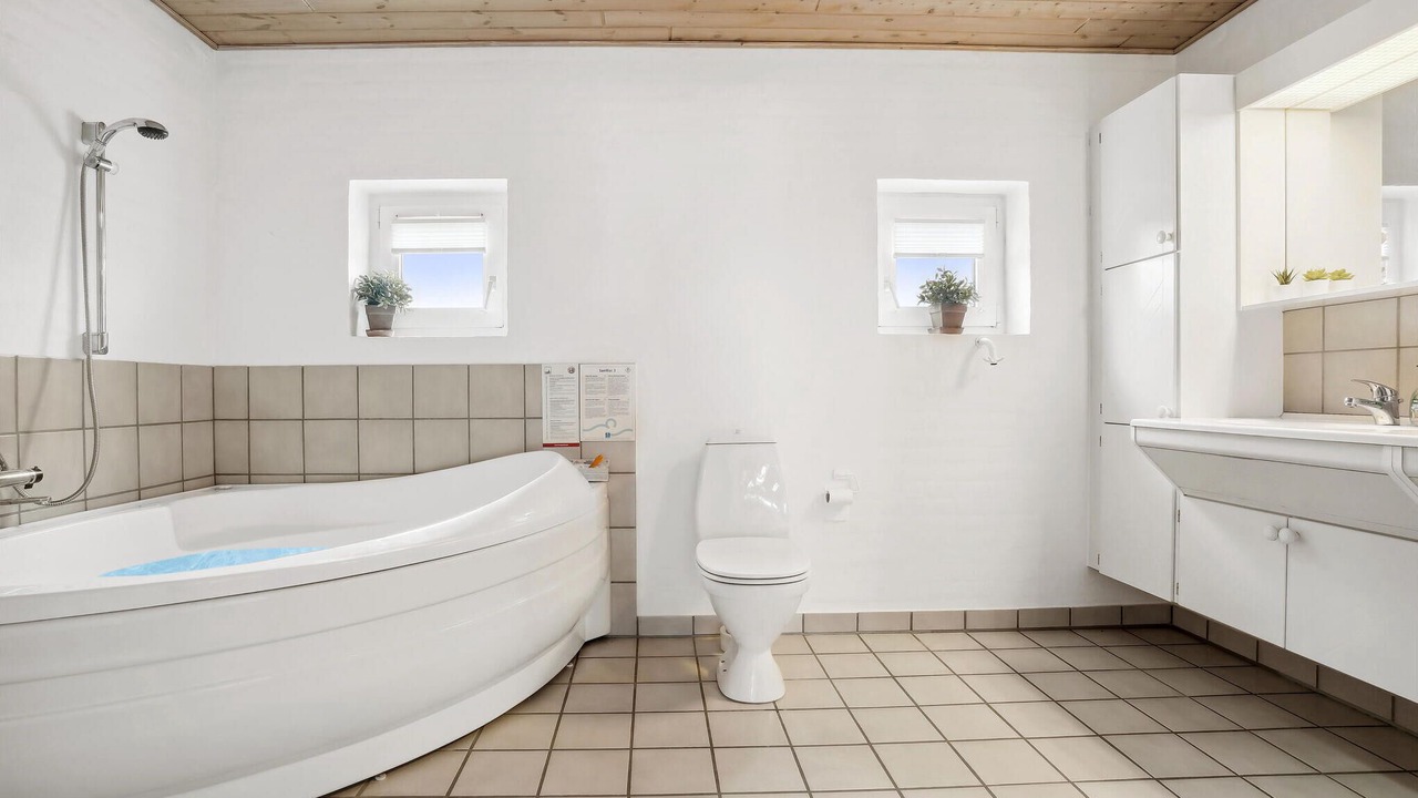 Photo of Bathroom in Vorupør