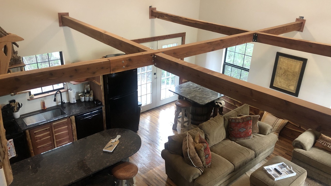 Photo of Livingroom in Cayuga