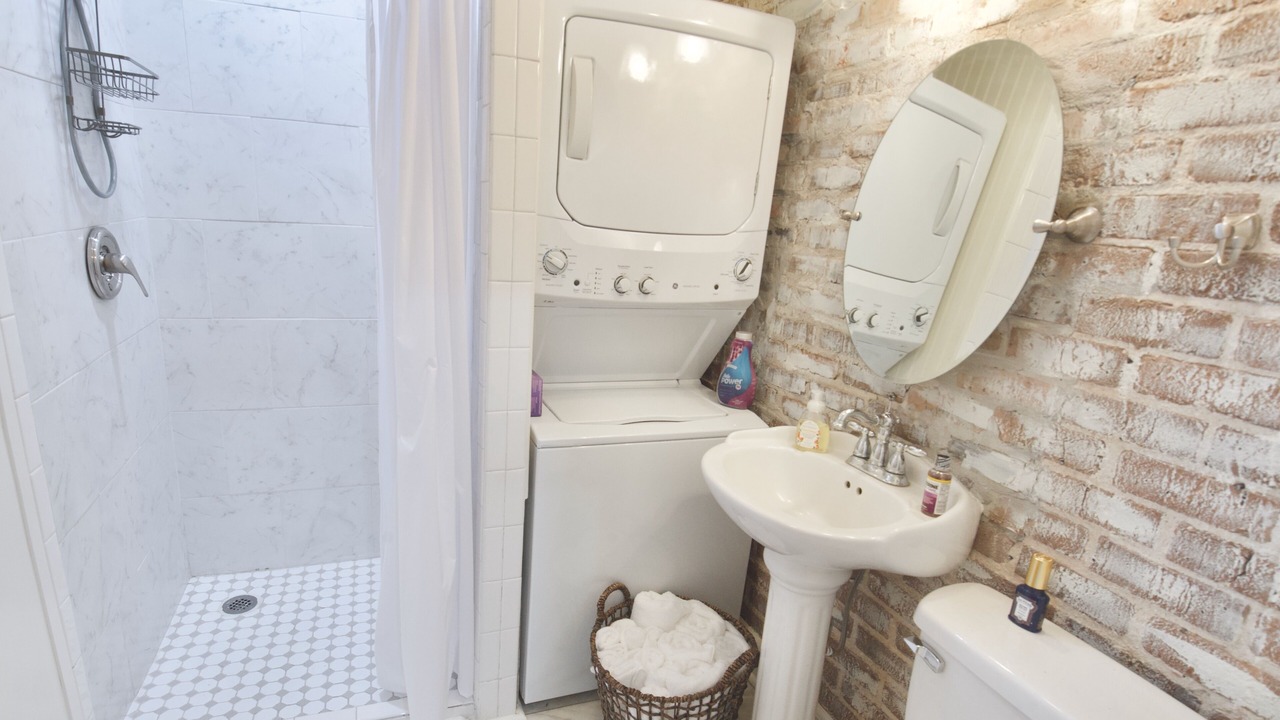 Photo of Bathroom in Laurel