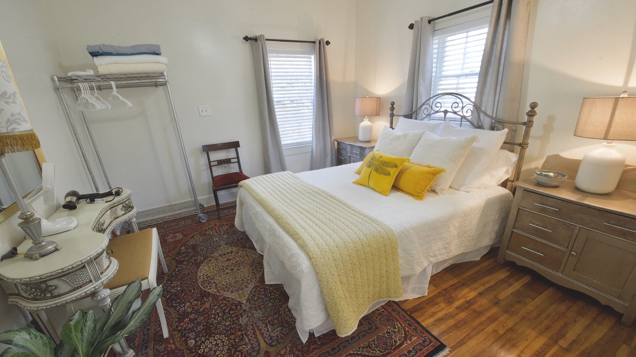 Photo of Bedroom in Laurel