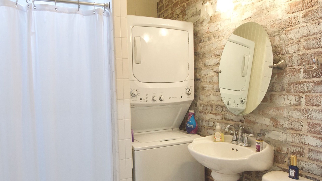 Photo of Bathroom in Laurel
