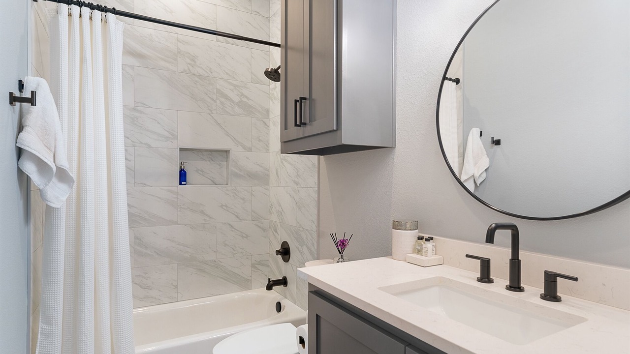 Photo of Bathroom in Kemp