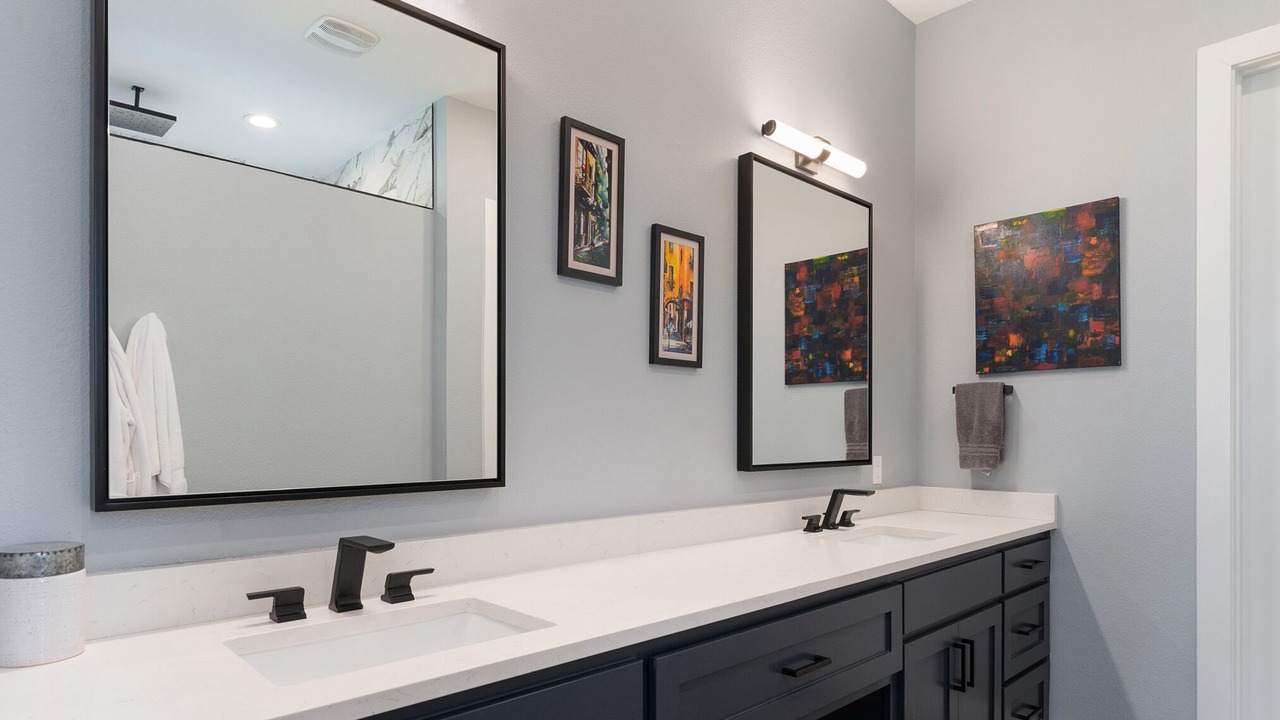 Photo of Bathroom in Kemp
