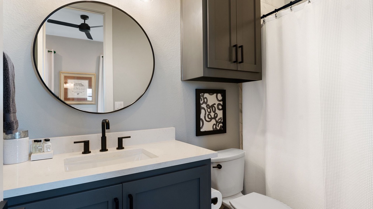 Photo of Bathroom in Kemp
