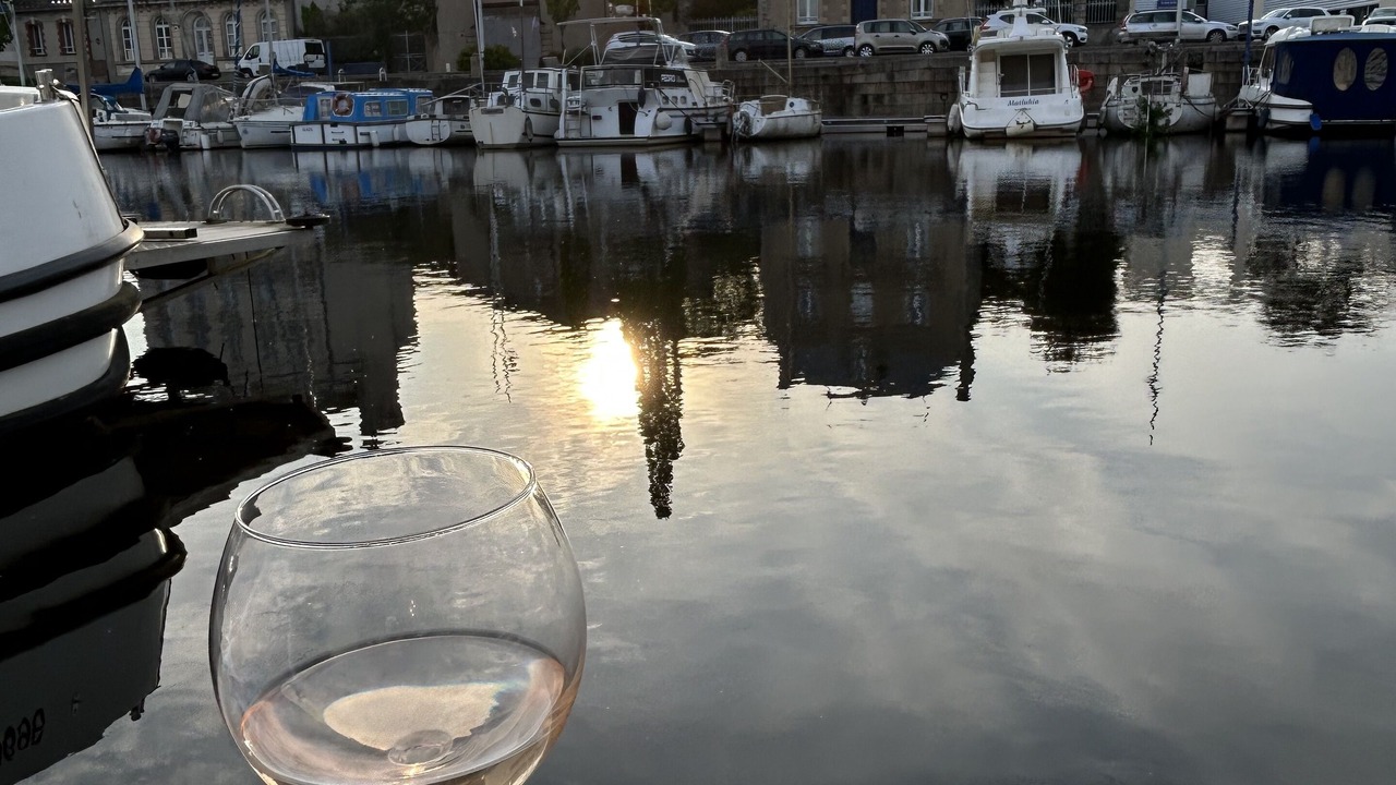 Photo of Others in Redon