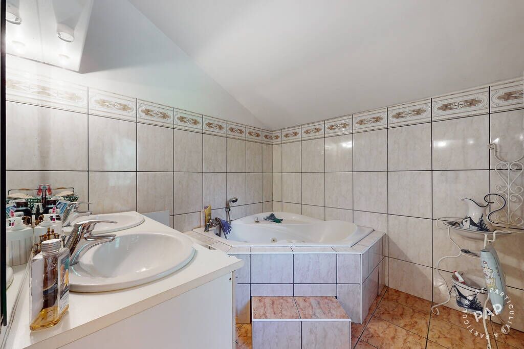 Photo of Bathroom in Saint-Paul-de-Varces
