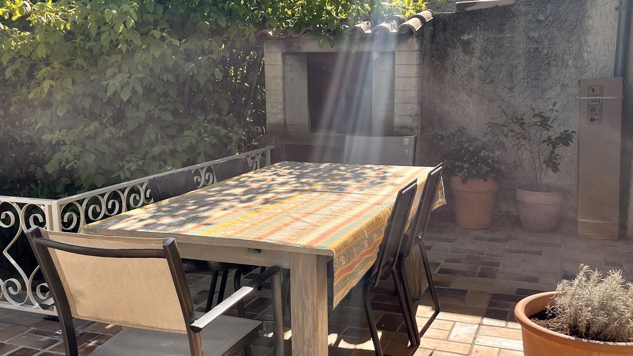 Photo of Outdoor in Rognonas