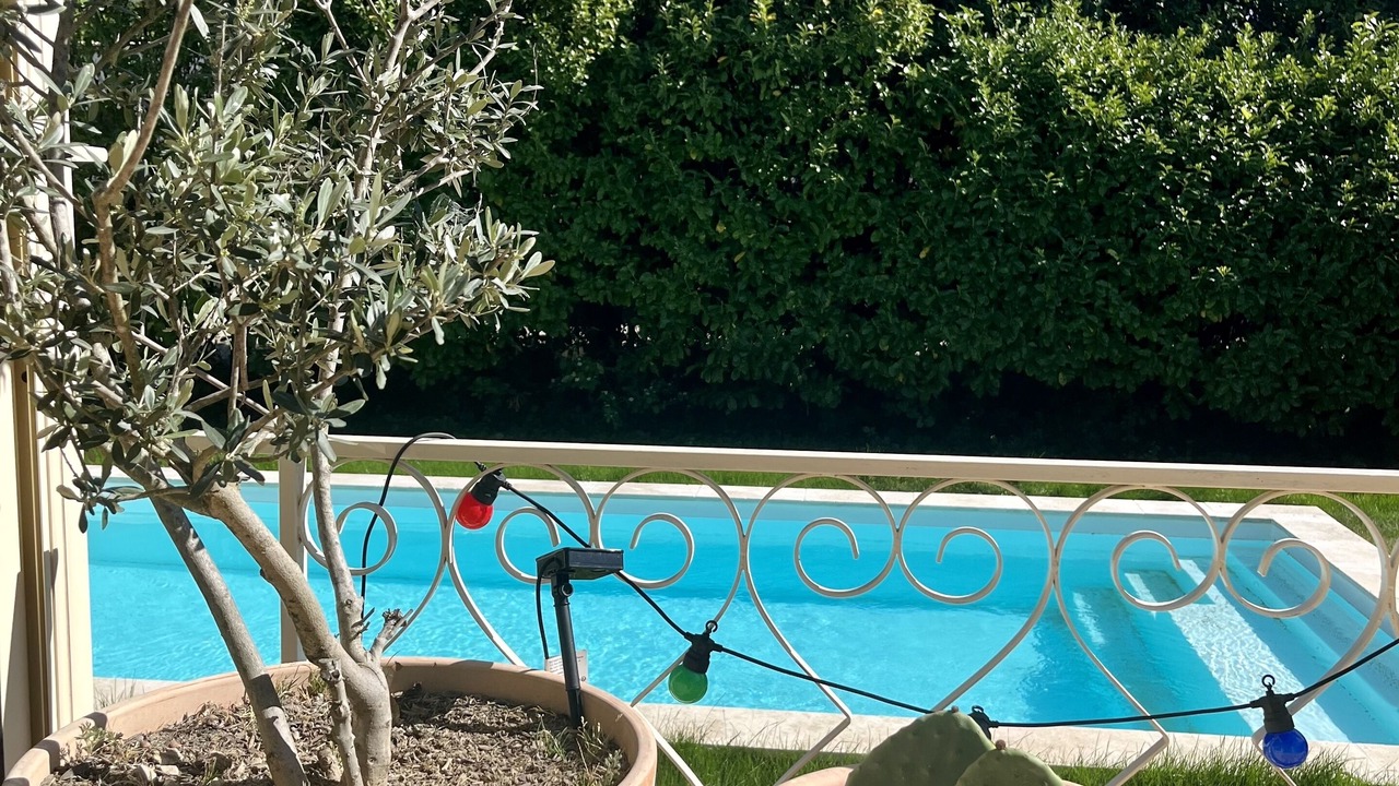 Photo of Outdoor in Rognonas