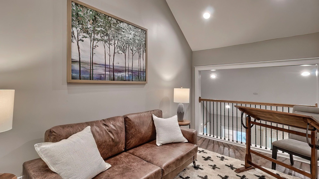 Photo of Livingroom in Blythewood