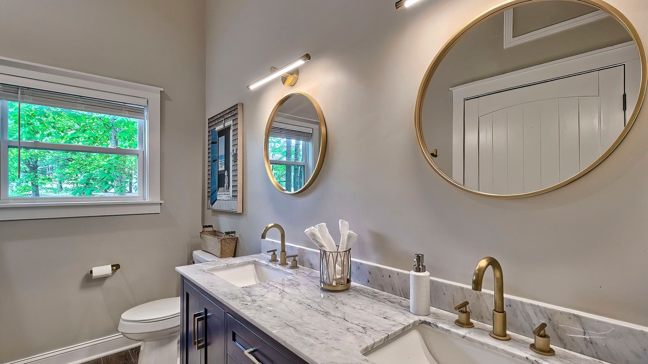 Photo of Bathroom in Blythewood