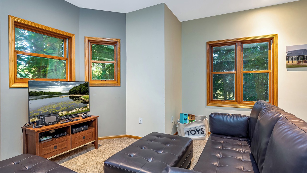 Photo of Livingroom in The Galena Territory