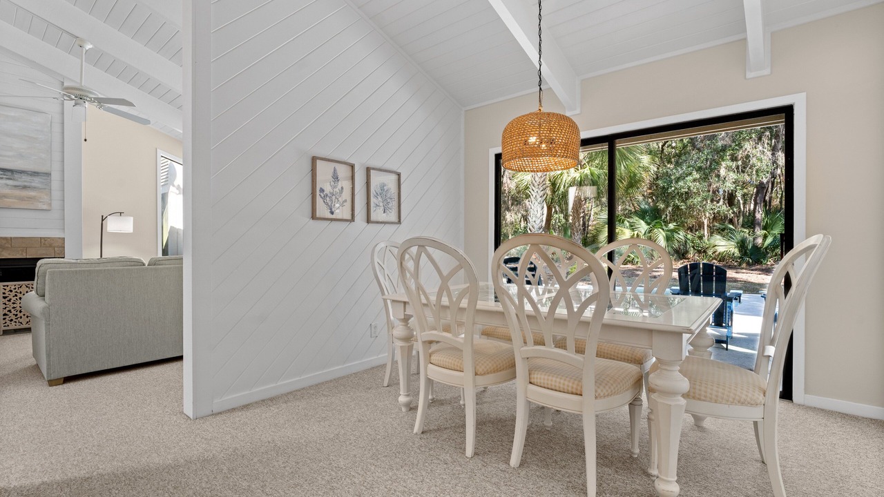 Photo of Livingroom in Heritage Woods