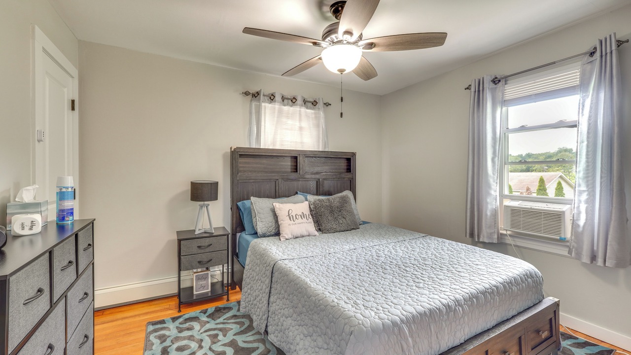 Photo of Livingroom in Wallkill