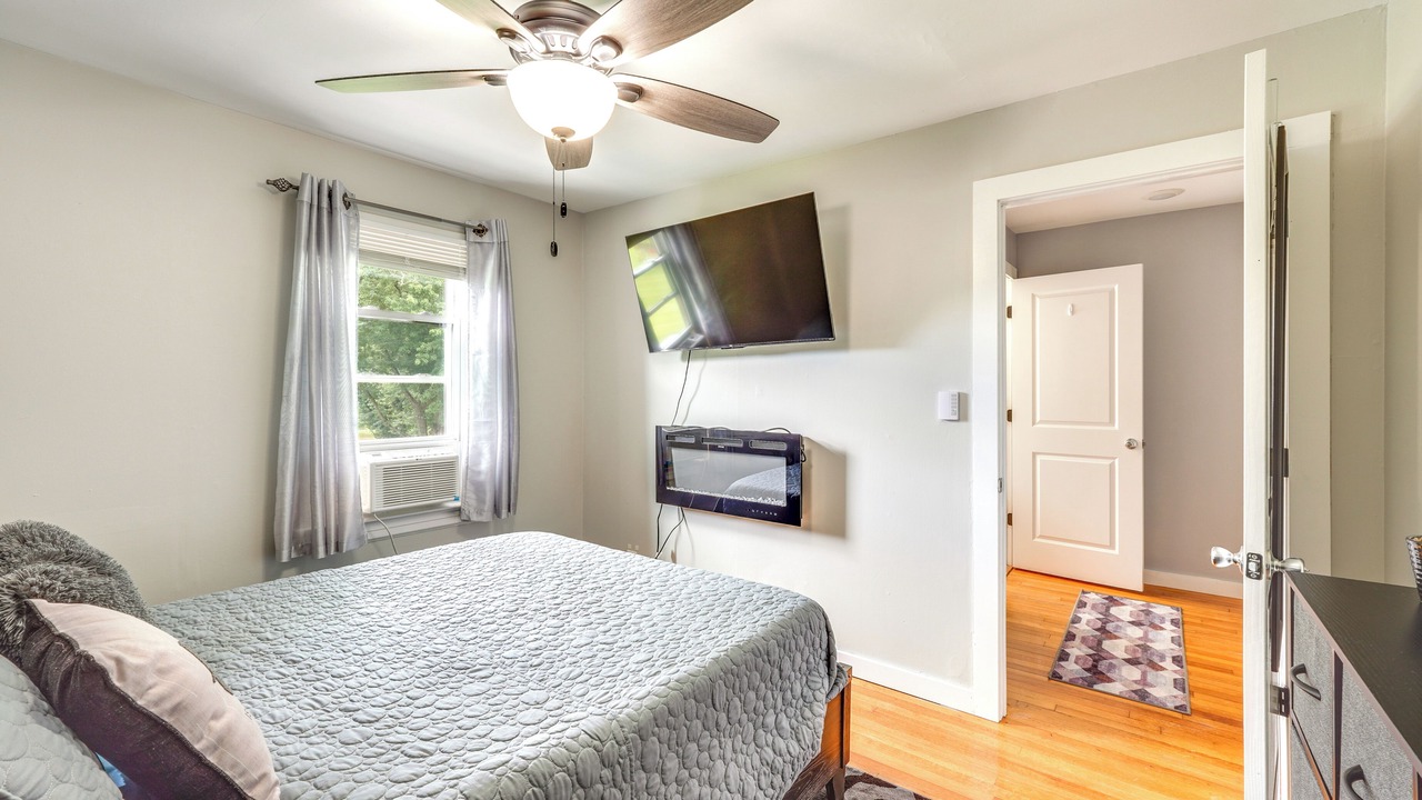 Photo of Bedroom in Wallkill