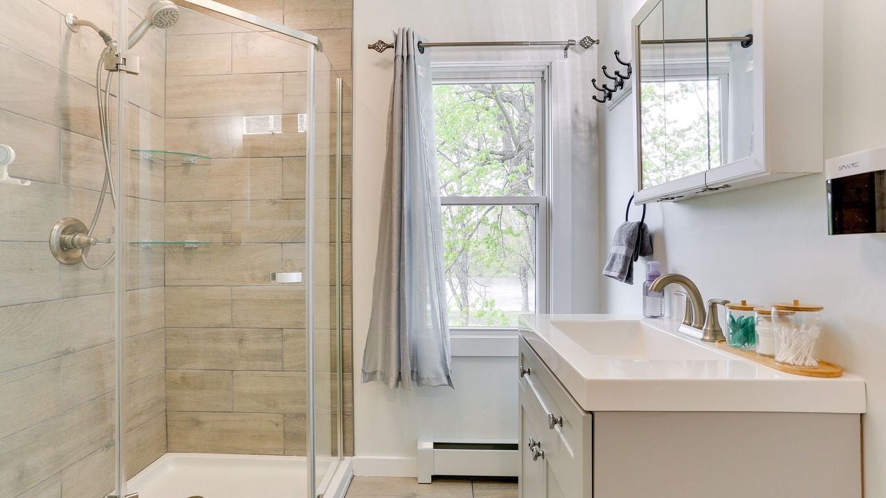 Photo of Bathroom in Wallkill