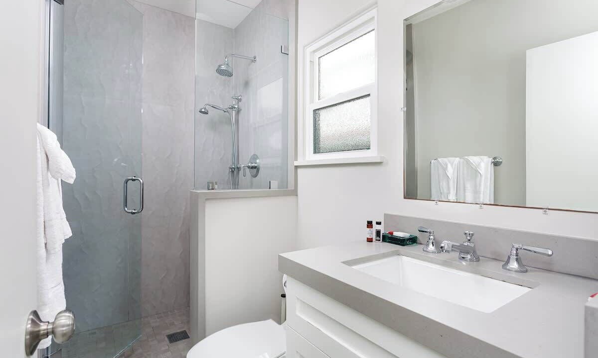 Photo of Bathroom in Balboa Island