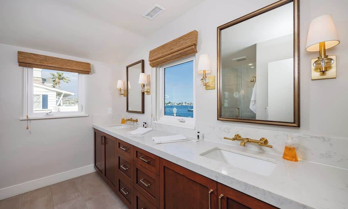 Photo of Bathroom in Balboa Island
