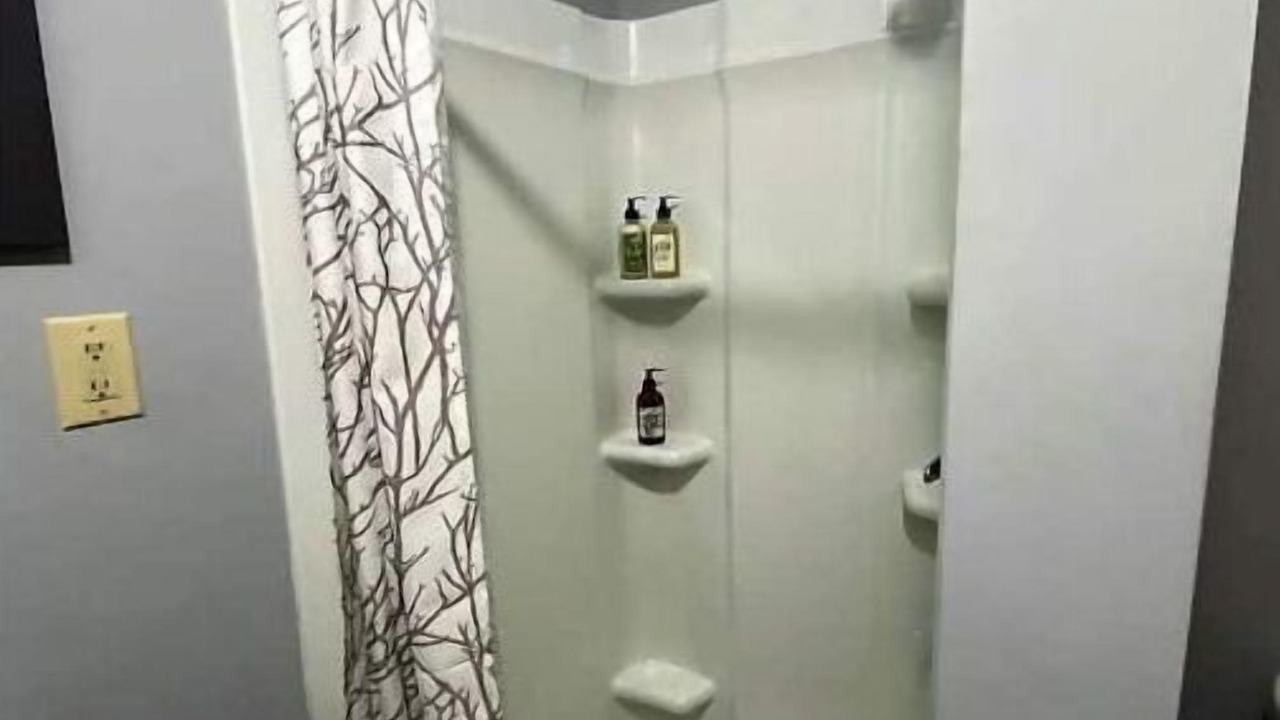 Photo of Bathroom in Constable