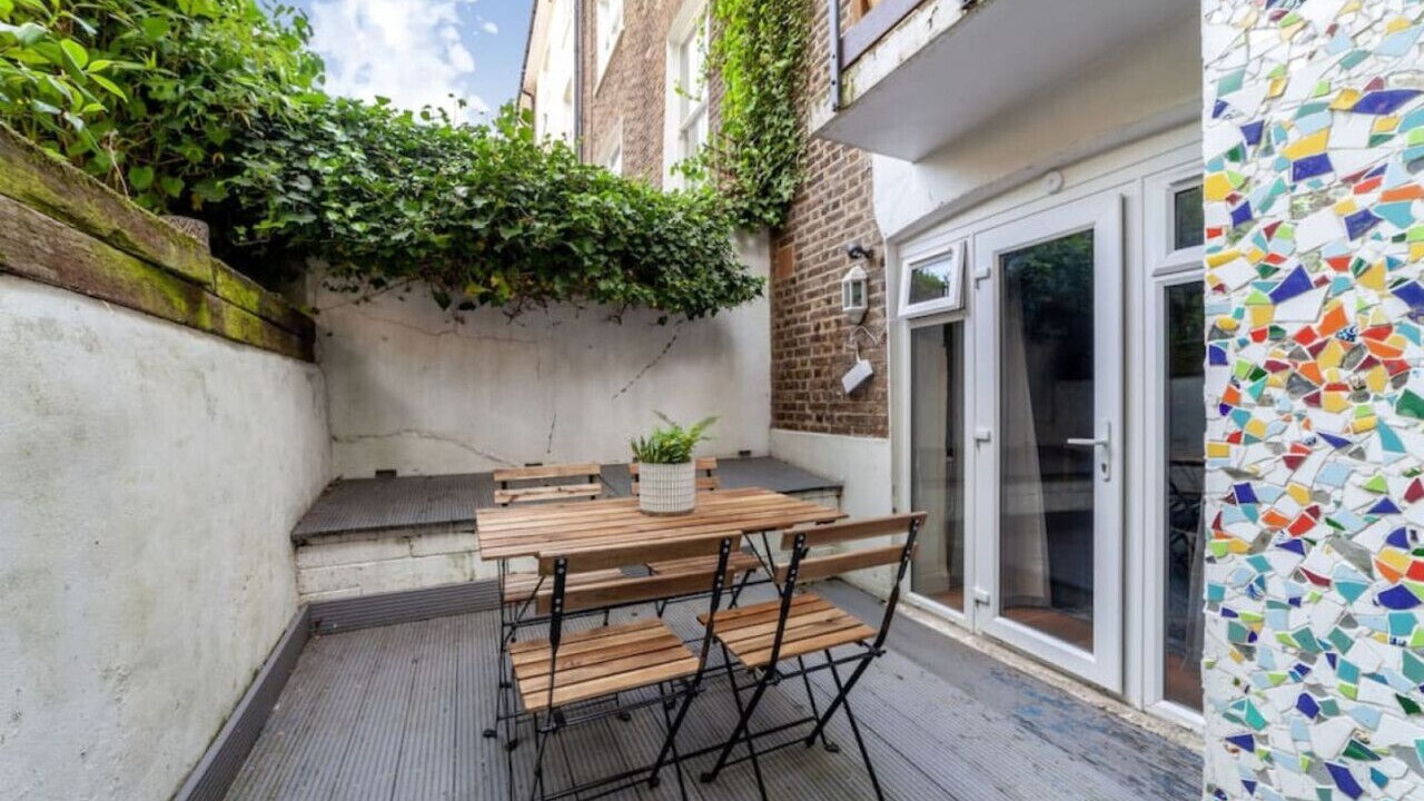 Photo of Outdoor in Belsize