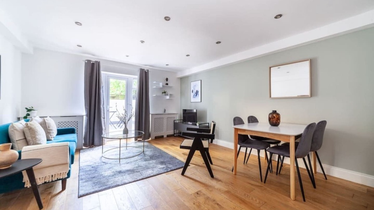 Photo of Livingroom in Belsize