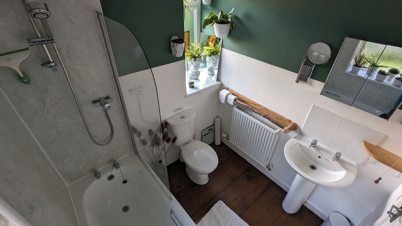 Photo of Bathroom in Moreton