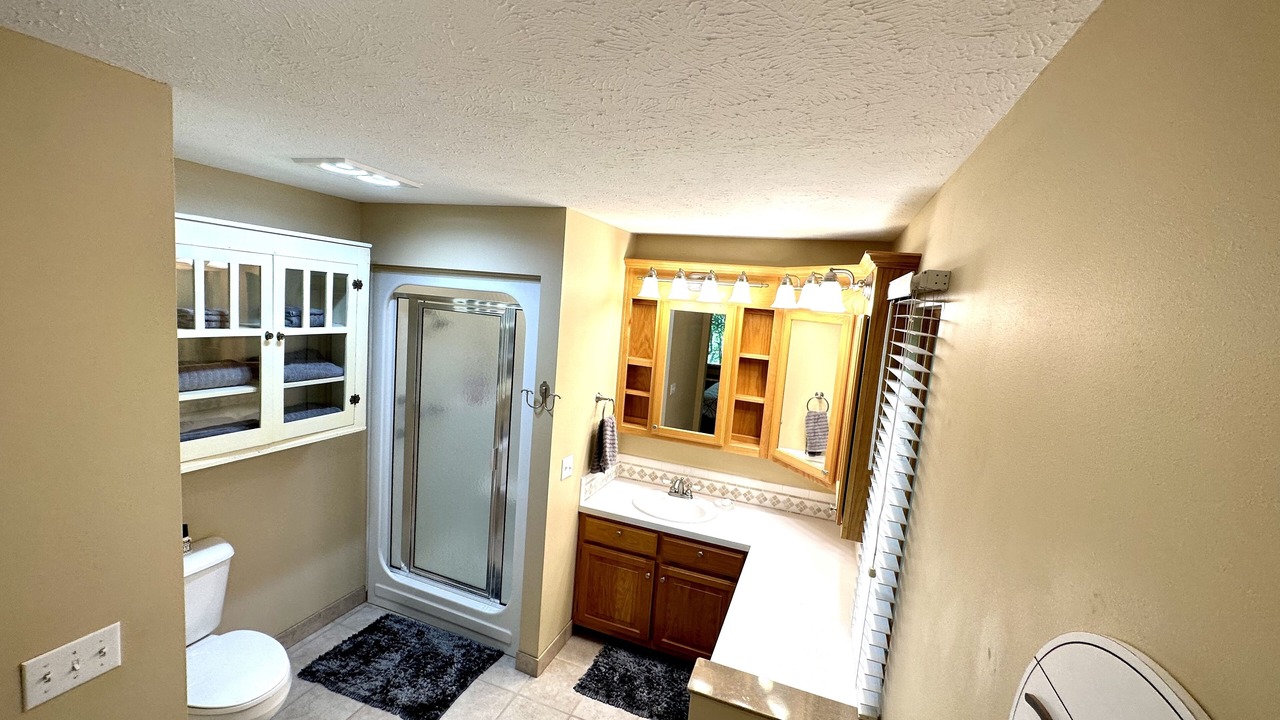 Photo of Bathroom in Holiday Island