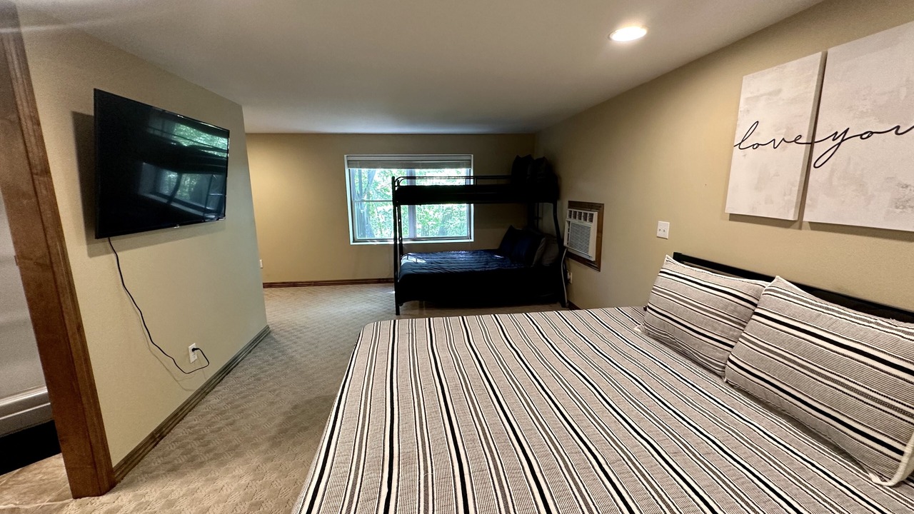 Photo of Bedroom in Holiday Island