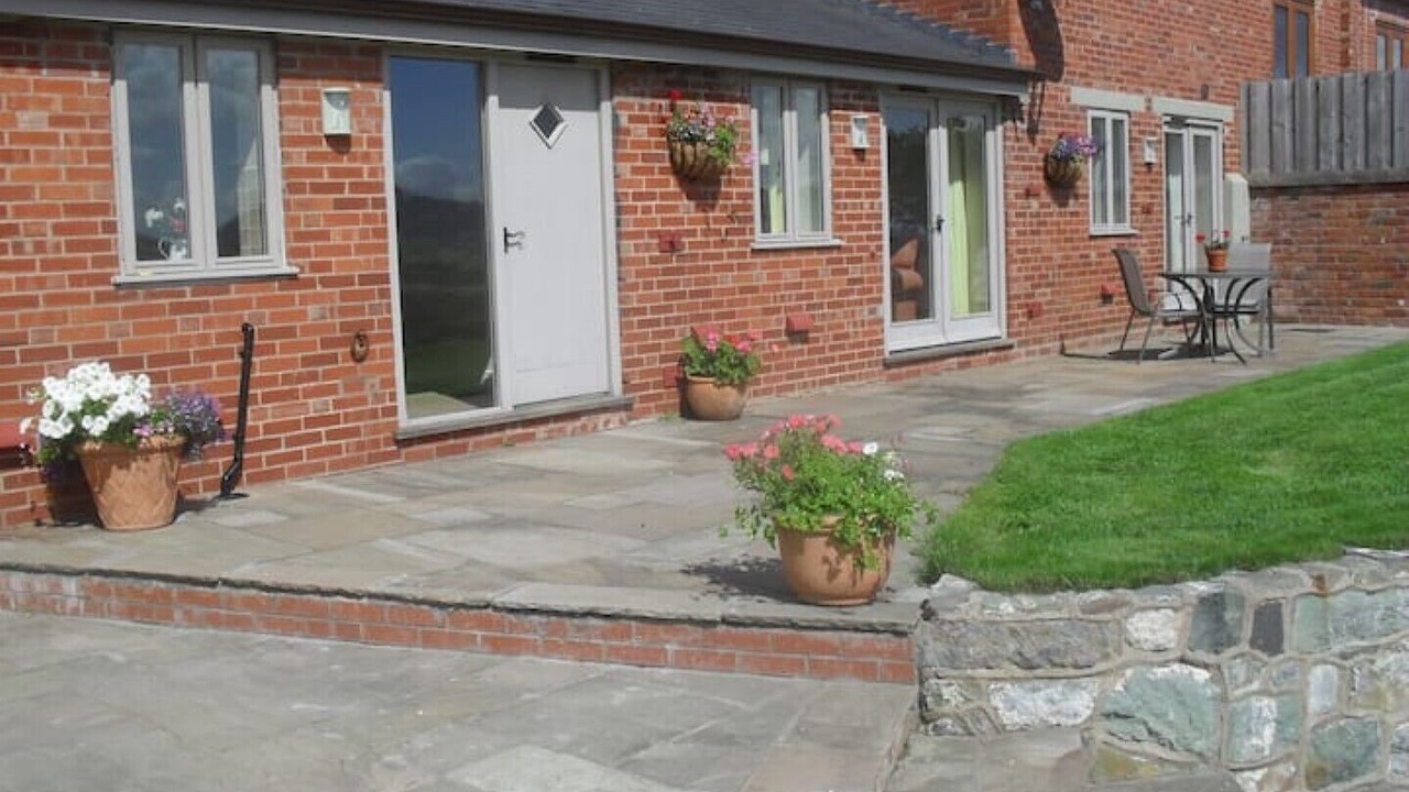 Photo of Patio Balcony in Guilsfield
