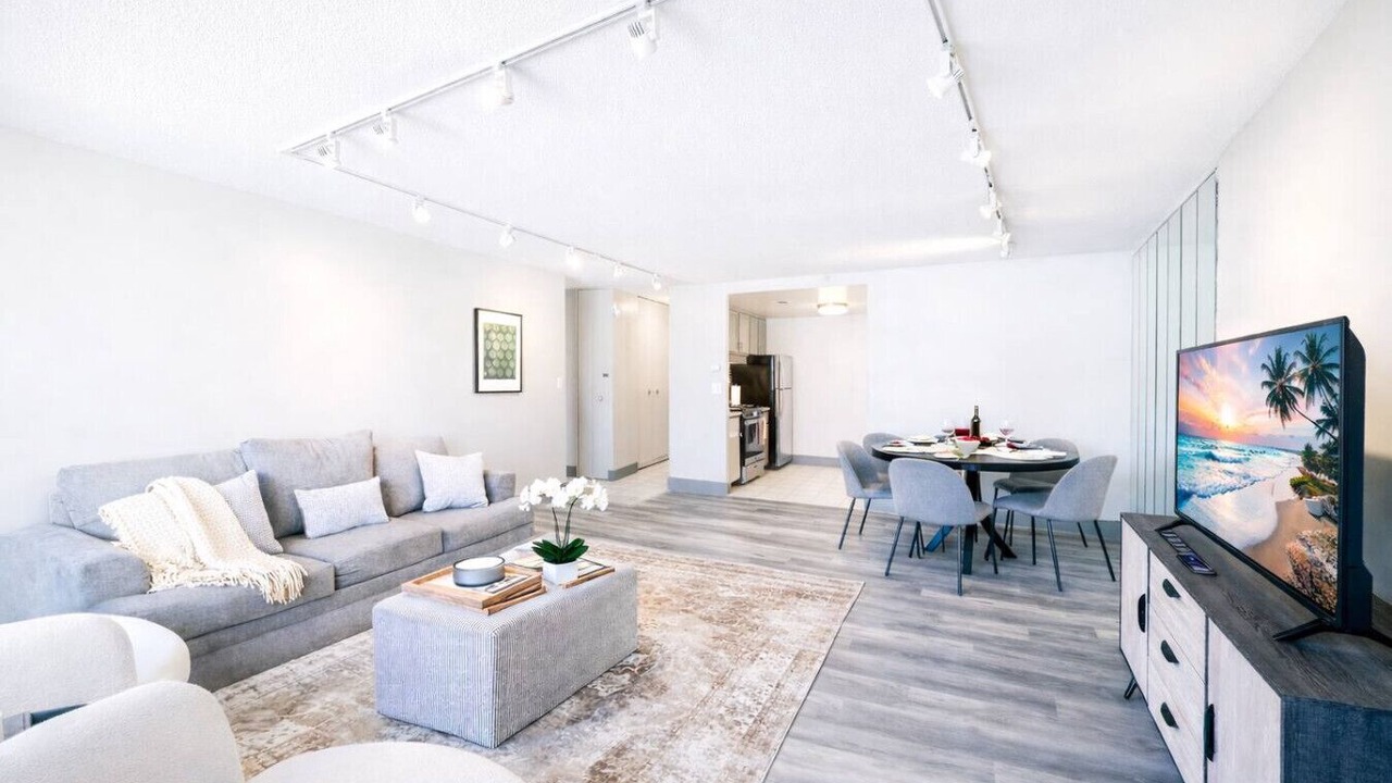 Photo of Livingroom in Downtown Hartford