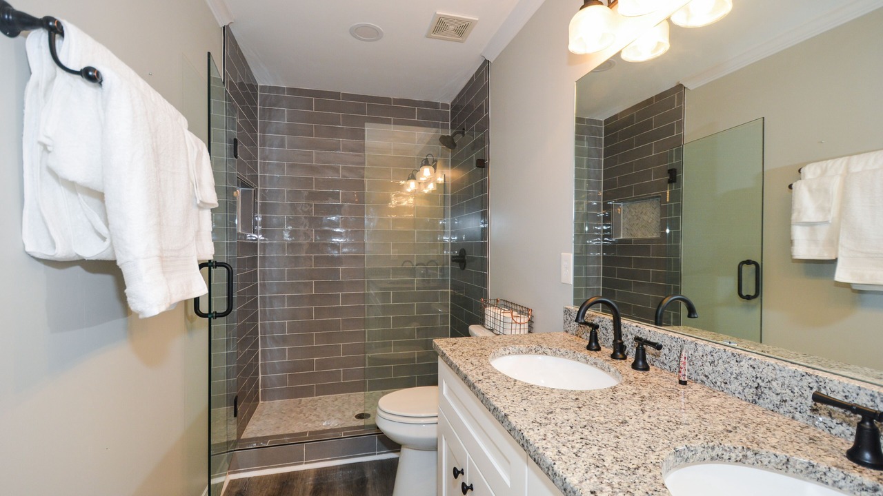 Photo of Bathroom in Waleska